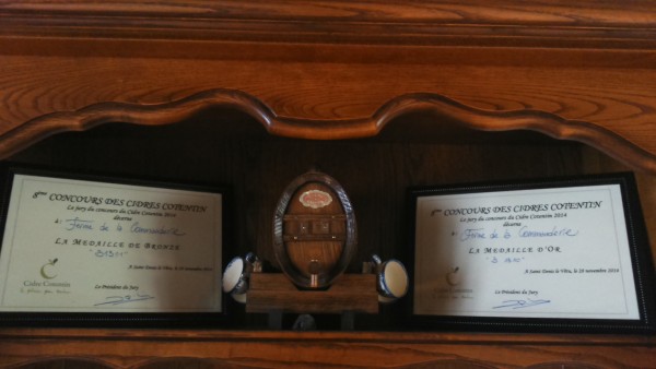 D&eacute;gustation de cidre du Cotentin &agrave; l&rsquo;Assembl&eacute;e Nationale 